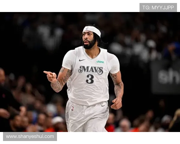 克里斯保罗21年职业生涯定妆照回顾与球迷共庆辉煌时刻